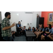 Visita a la Radio Sudamericana - 4° año "C" del TT